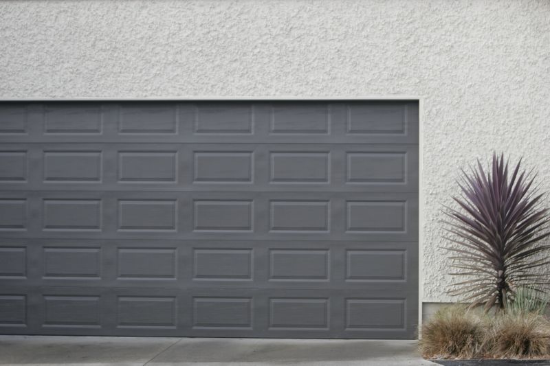 Garage Stucco Repair in Sacramento, CA